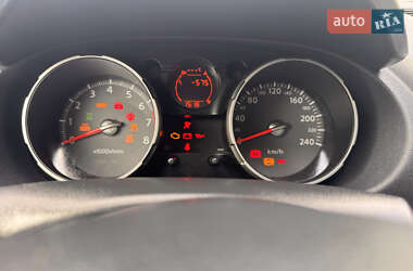 Позашляховик / Кросовер Nissan Qashqai 2009 в 