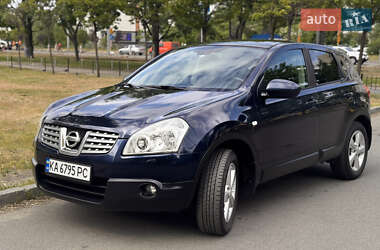 Позашляховик / Кросовер Nissan Qashqai 2009 в 