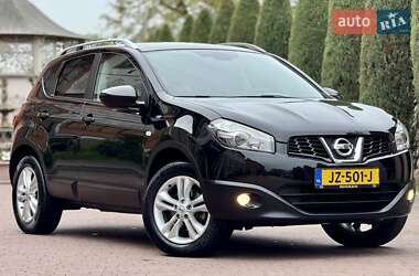 Внедорожник / Кроссовер Nissan Qashqai 2010 в 