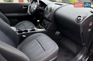Внедорожник / Кроссовер Nissan Qashqai 2010 в 