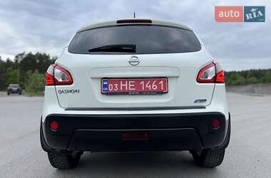 Позашляховик / Кросовер Nissan Qashqai 2011 в 