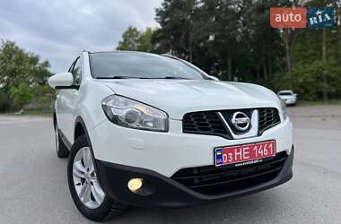 Позашляховик / Кросовер Nissan Qashqai 2011 в 