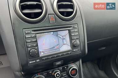 Позашляховик / Кросовер Nissan Qashqai 2011 в 