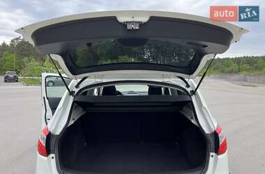 Позашляховик / Кросовер Nissan Qashqai 2011 в 