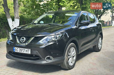 Позашляховик / Кросовер Nissan Qashqai 2016 в 