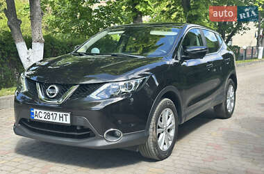 Позашляховик / Кросовер Nissan Qashqai 2016 в 