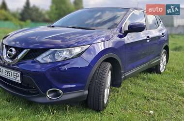 Позашляховик / Кросовер Nissan Qashqai 2015 в Києві