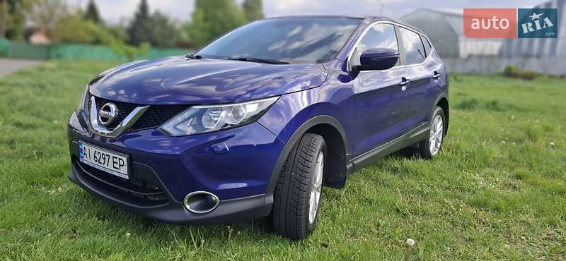 Позашляховик / Кросовер Nissan Qashqai 2015 в 