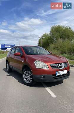 Позашляховик / Кросовер Nissan Qashqai 2008 в Рівному
