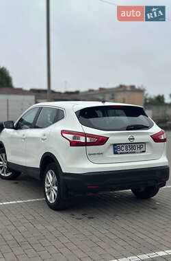 Позашляховик / Кросовер Nissan Qashqai 2016 в 