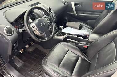 Внедорожник / Кроссовер Nissan Qashqai 2012 в 