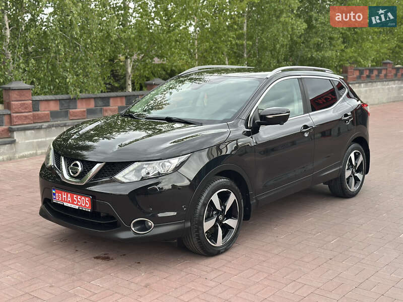 Внедорожник / Кроссовер Nissan Qashqai 2014 в Ровно