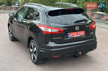 Позашляховик / Кросовер Nissan Qashqai 2014 в 