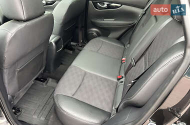 Позашляховик / Кросовер Nissan Qashqai 2014 в 