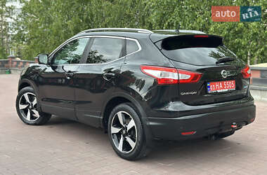 Позашляховик / Кросовер Nissan Qashqai 2014 в 