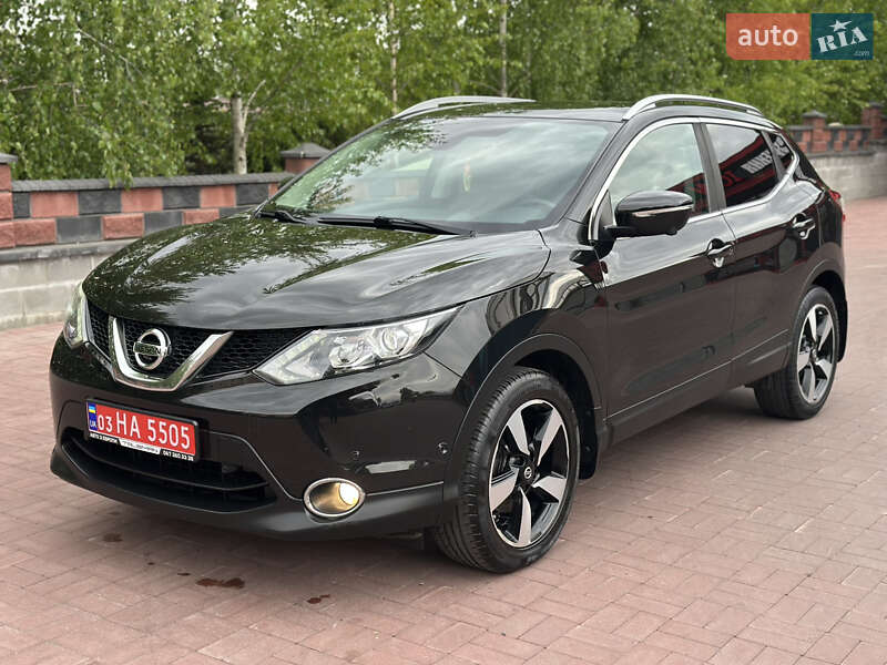 Внедорожник / Кроссовер Nissan Qashqai 2014 в Ровно