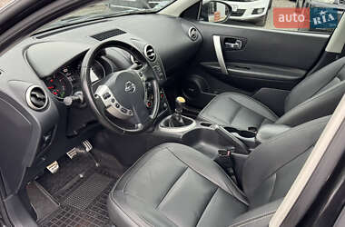 Позашляховик / Кросовер Nissan Qashqai 2011 в 