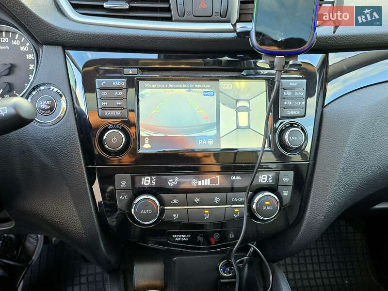 Внедорожник / Кроссовер Nissan Qashqai 2015 в Харькове