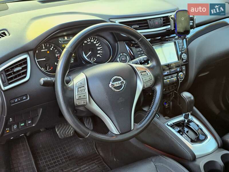 Внедорожник / Кроссовер Nissan Qashqai 2015 в Харькове