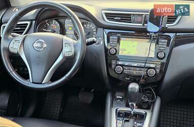 Позашляховик / Кросовер Nissan Qashqai 2015 в 