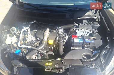 Позашляховик / Кросовер Nissan Qashqai 2011 в 