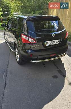 Внедорожник / Кроссовер Nissan Qashqai 2013 в 