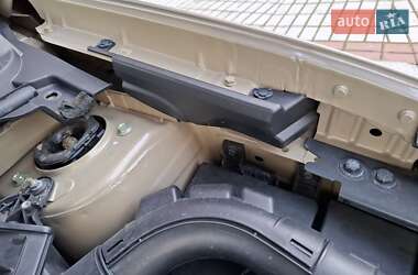 Внедорожник / Кроссовер Nissan Qashqai 2013 в 