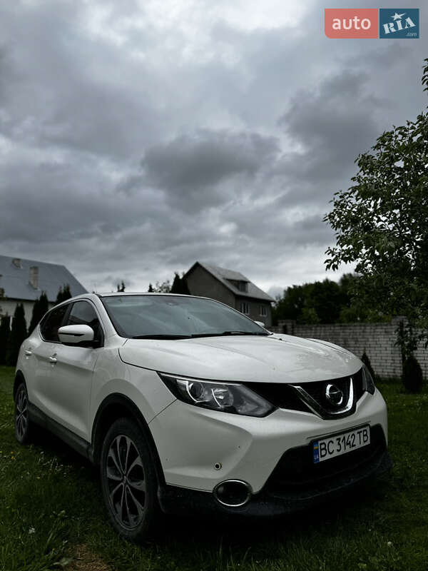 Позашляховик / Кросовер Nissan Qashqai 2016 в 