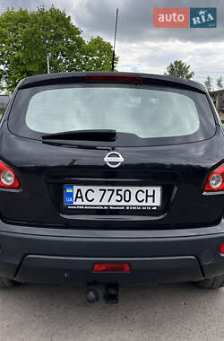 Позашляховик / Кросовер Nissan Qashqai 2007 в 