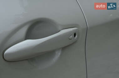 Внедорожник / Кроссовер Nissan Qashqai 2015 в 