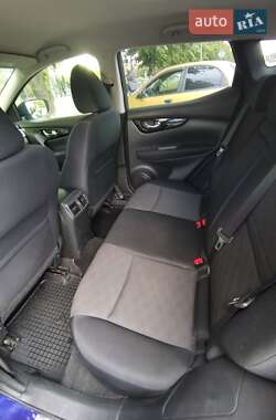 Внедорожник / Кроссовер Nissan Qashqai 2014 в 