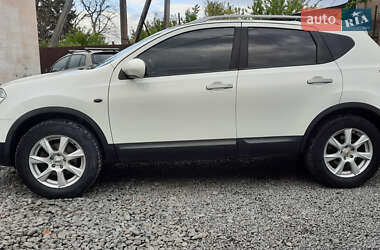 Позашляховик / Кросовер Nissan Qashqai 2009 в 