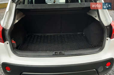 Позашляховик / Кросовер Nissan Qashqai 2009 в 