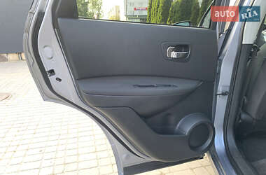 Позашляховик / Кросовер Nissan Qashqai 2010 в 