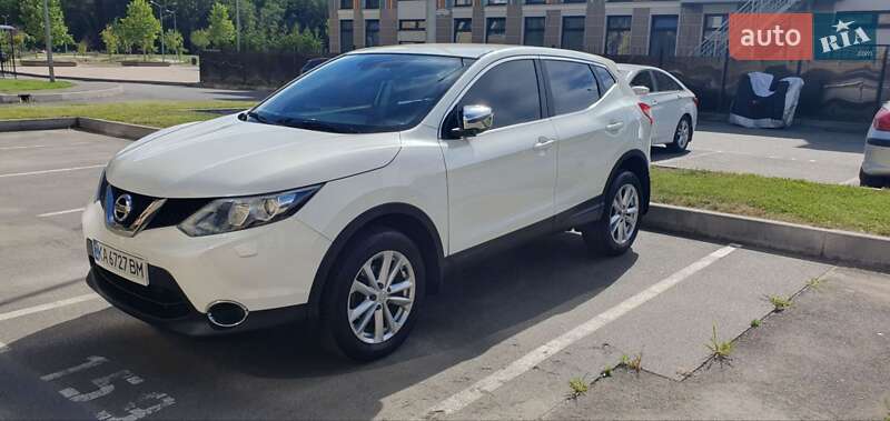 Nissan Qashqai 2015