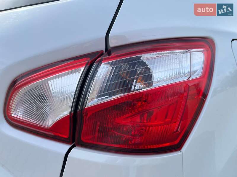 Внедорожник / Кроссовер Nissan Qashqai 2013 в Виннице