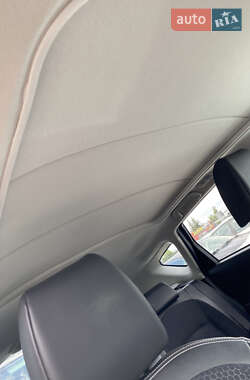 Позашляховик / Кросовер Nissan Qashqai 2013 в 