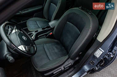 Позашляховик / Кросовер Nissan Qashqai 2012 в 