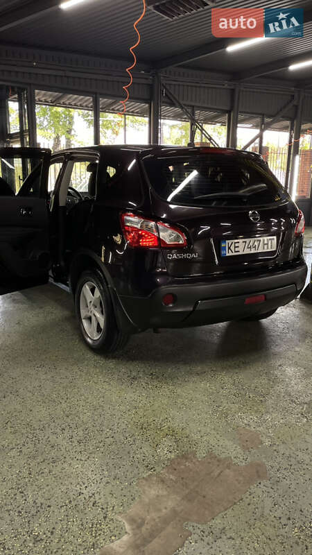 Внедорожник / Кроссовер Nissan Qashqai 2013 в Кривом Роге