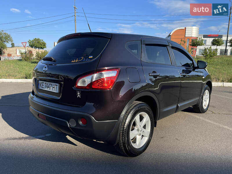 Внедорожник / Кроссовер Nissan Qashqai 2013 в Кривом Роге