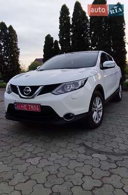 Позашляховик / Кросовер Nissan Qashqai 2014 в 