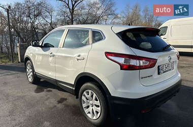 Позашляховик / Кросовер Nissan Qashqai 2017 в 