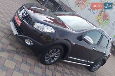 Позашляховик / Кросовер Nissan Qashqai 2011 в Гайсину