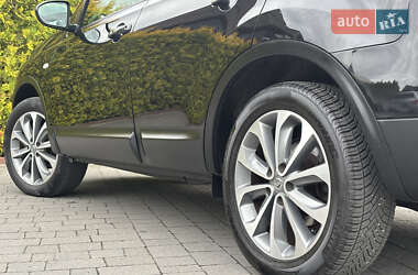 Внедорожник / Кроссовер Nissan Qashqai 2011 в 