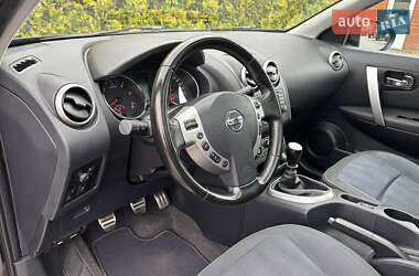 Внедорожник / Кроссовер Nissan Qashqai 2011 в 