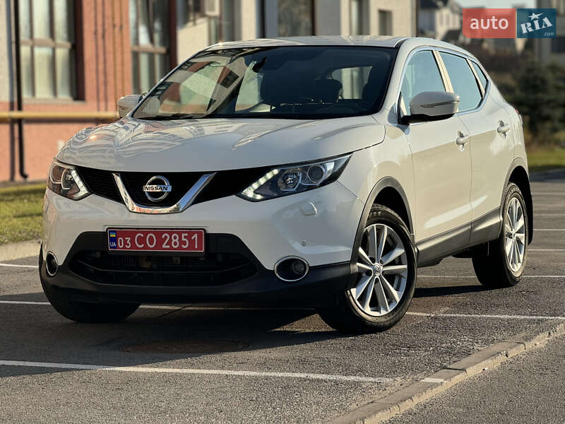 Внедорожник / Кроссовер Nissan Qashqai 2014 в 