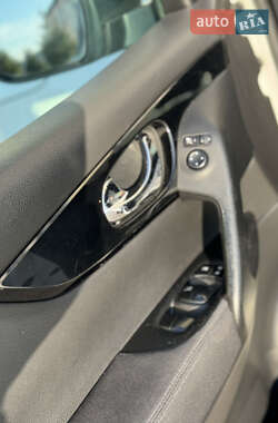 Внедорожник / Кроссовер Nissan Qashqai 2014 в 