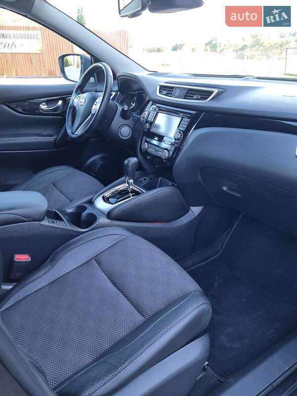 Внедорожник / Кроссовер Nissan Qashqai 2014 в Ровно