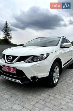 Внедорожник / Кроссовер Nissan Qashqai 2014 в Тернополе