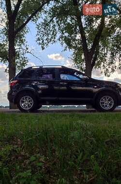 Внедорожник / Кроссовер Nissan Qashqai 2012 в 